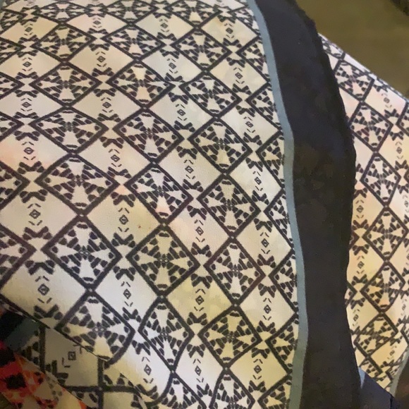 Anthropology HD Paris LS top blouse sz 4 - Picture 2 of 3